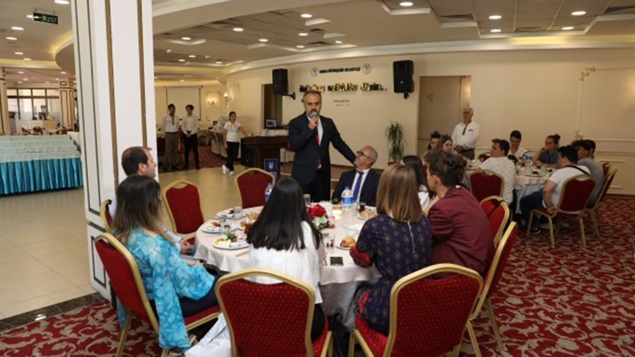 Bursa'da Başkan Alinur Aktaş’tan birlik ve beraberlik vurgusu