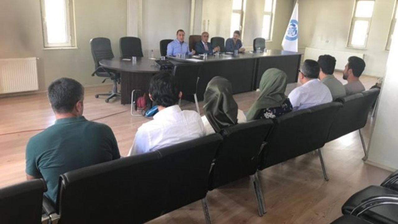 Van'da Başkan Şefik Ensari, gençlerle buluşmaya hazırlanıyor