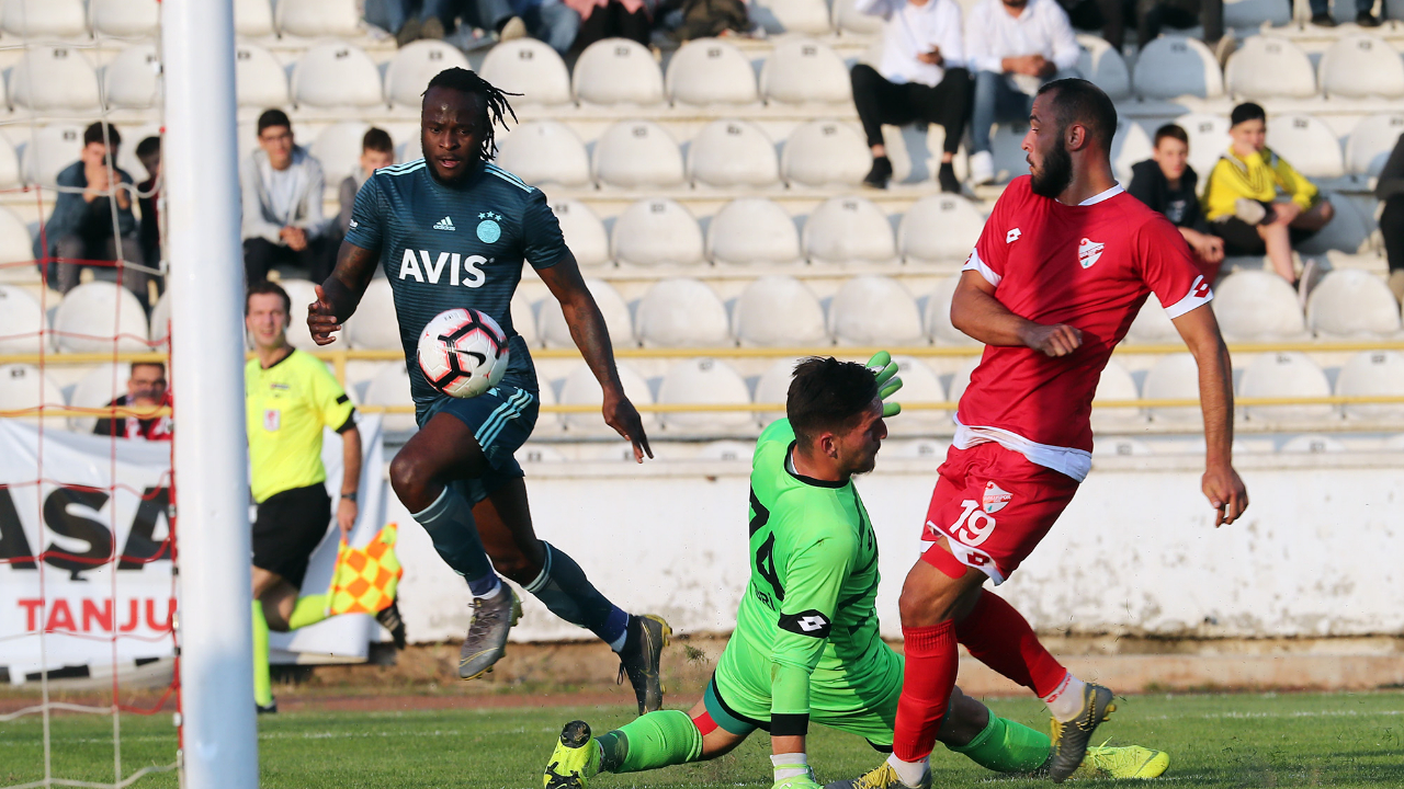 Tolga Ciğerci sahalara golle döndü!