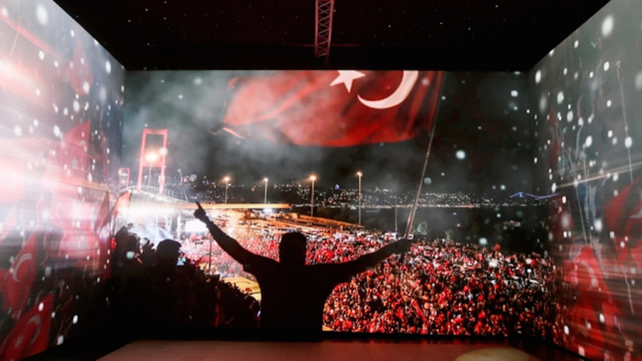 Milletin zaferi için dijital gösterim merkezi