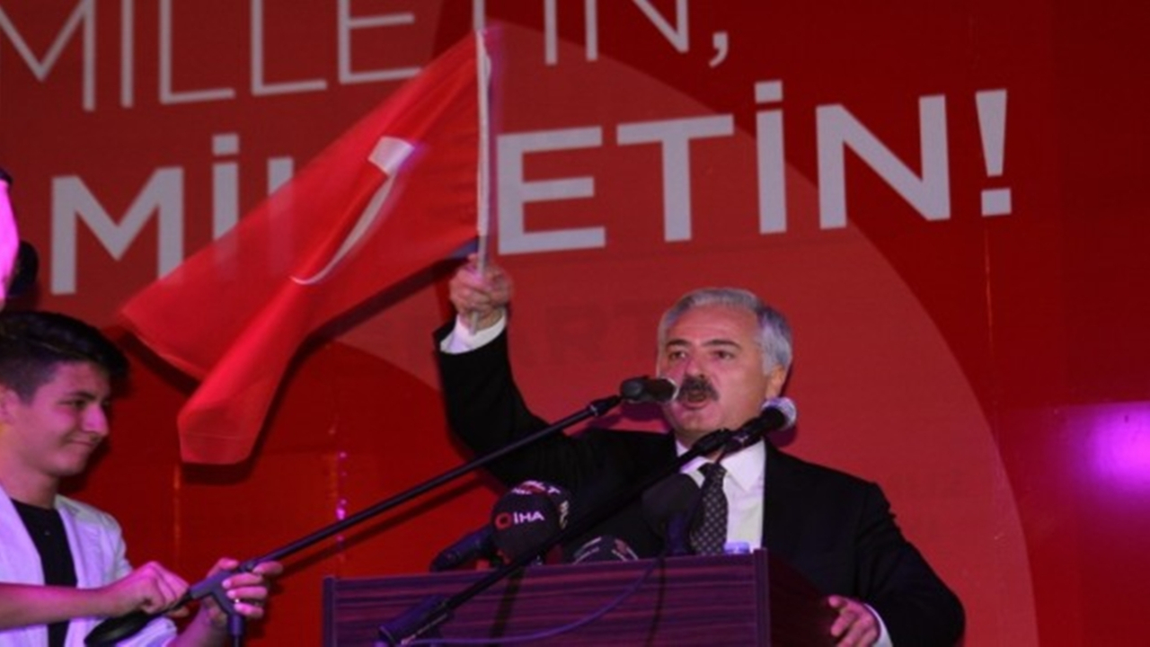 Isparta Valisi Ömer Seymenoğlu, “Çünkü bizler buradayız, buradayız, buradayız”