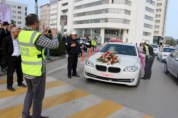 Yeni evli çifte polis uygulamasında büyük şok!