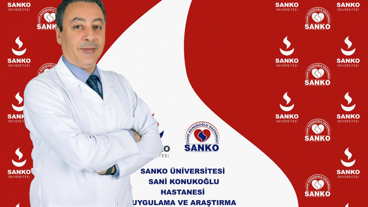 Gaziantep'te Radyoloji Uzmanı Prof. Dr. Ayhan Özkur SANKO’da