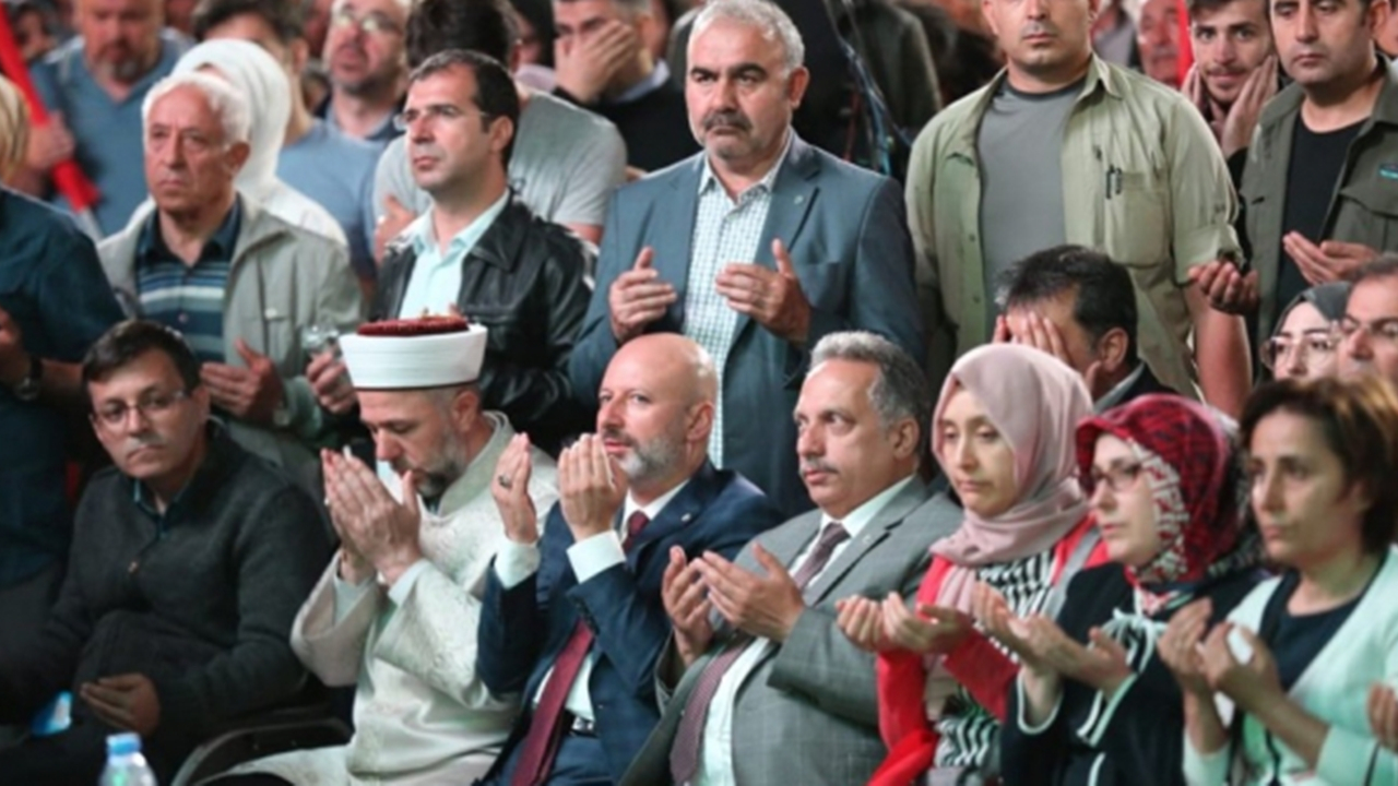 Kayseri'de Başkan Ahmet Çolakbayrakdar, "Teşekkürler Kayseri"