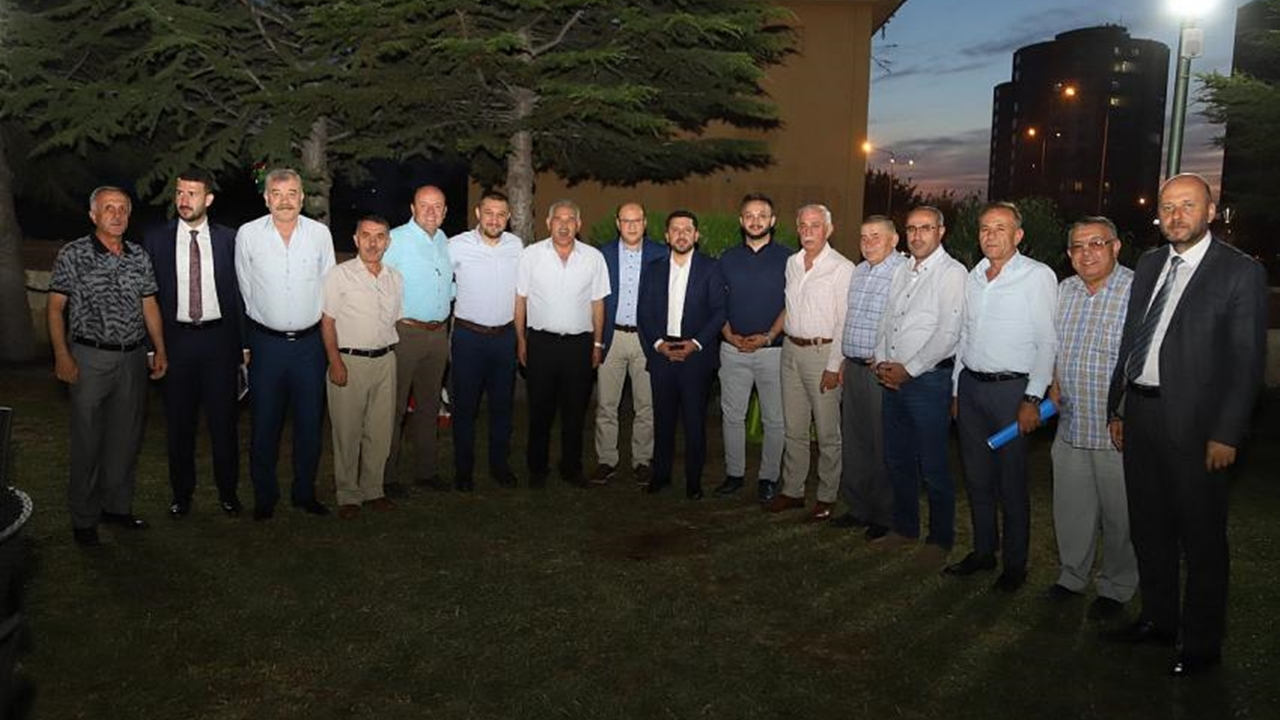 Nevşehir'de Başkan Rasim Arı, oda başkanlarıyla istişare toplantısında buluştu