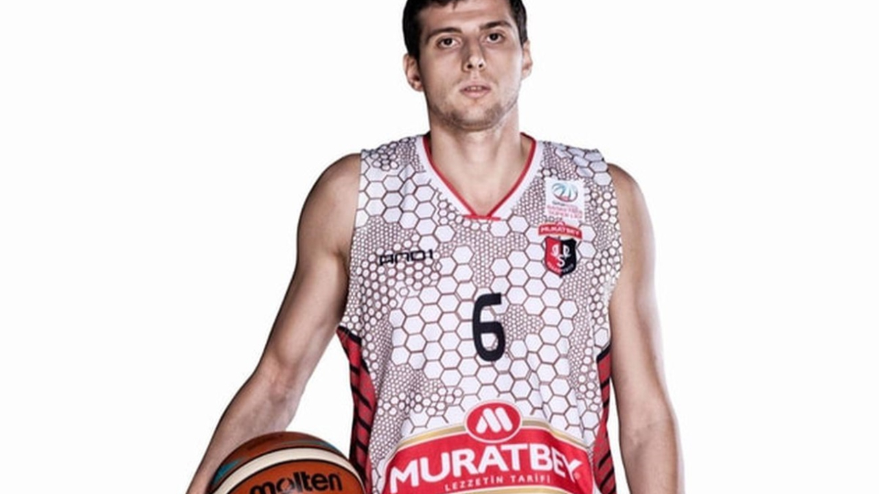 Berkay Candan, Fenerbahçe Beko'da!