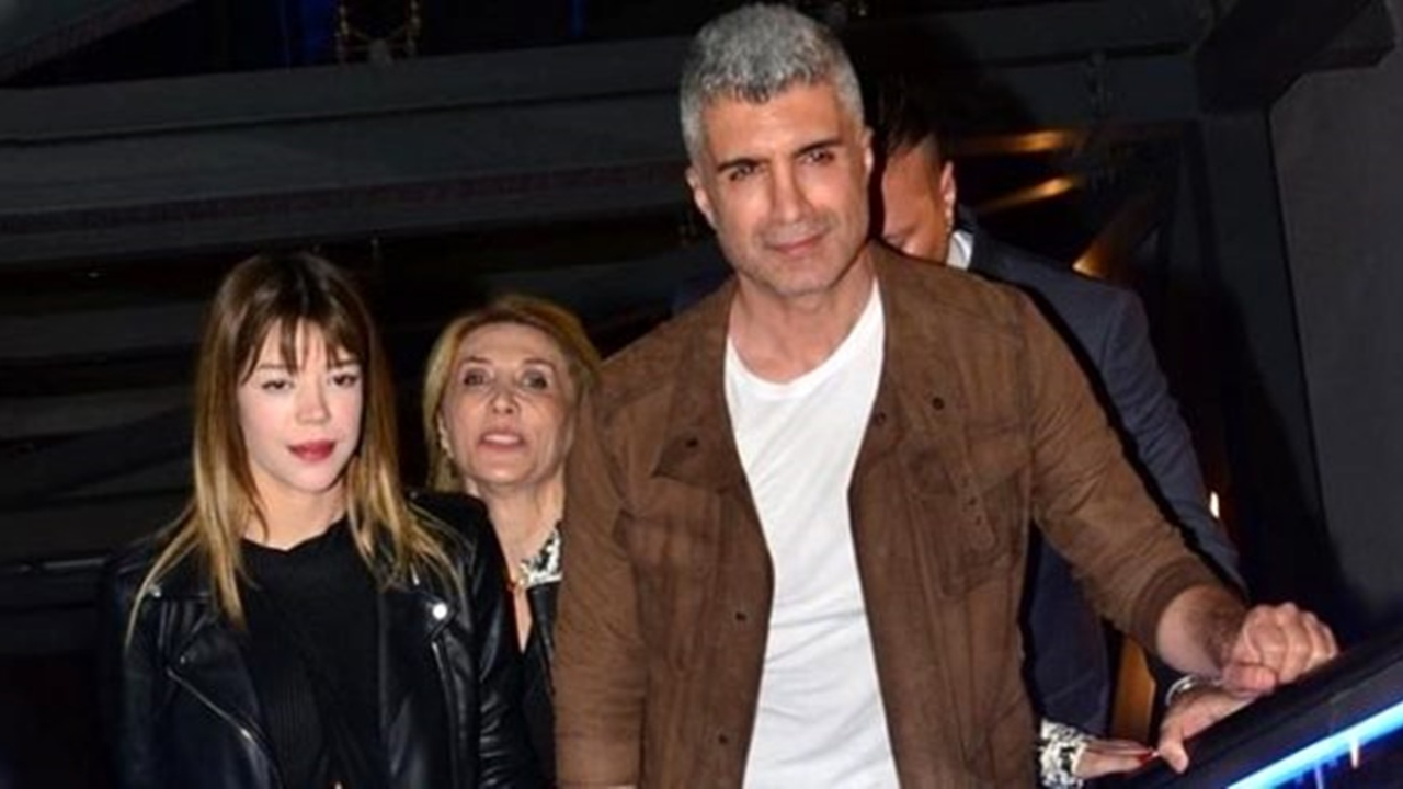 Özcan Deniz ve Feyza Aktan Bodrum'da el ele!