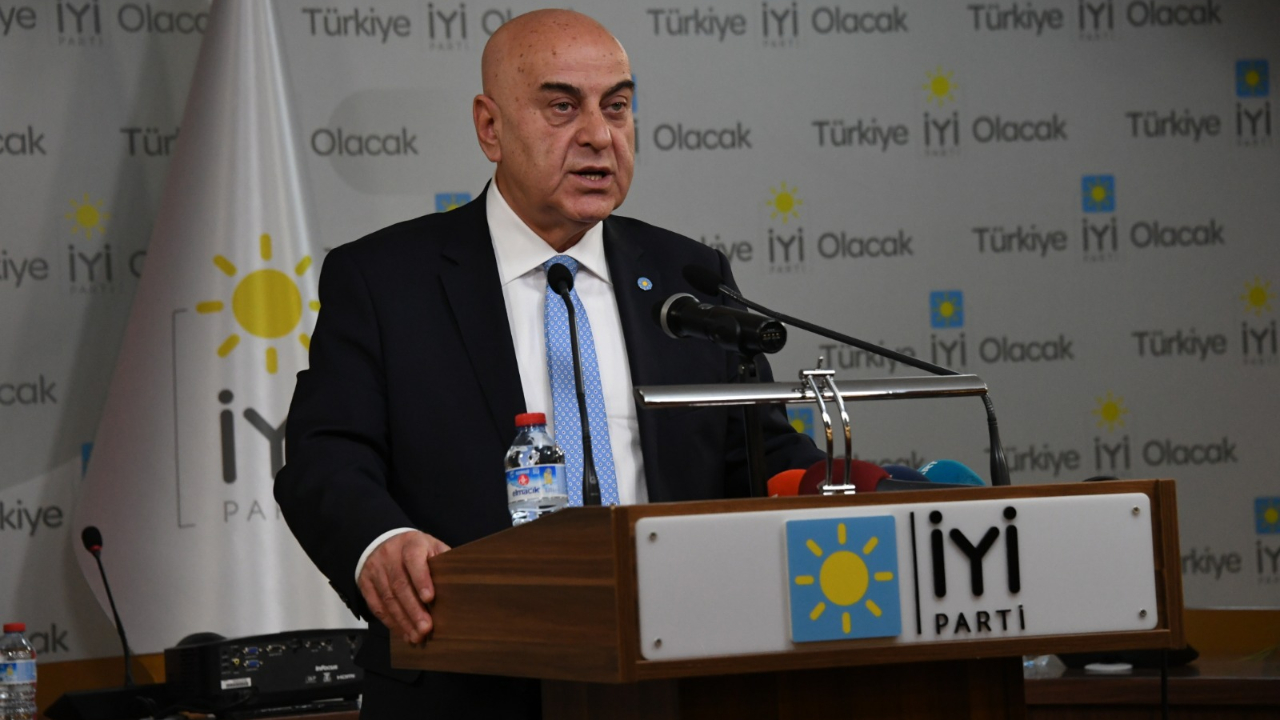 Ankara'da İYİ Partili Cihan Paçacı: Sistemin tek savunucusu küçük ortaktır