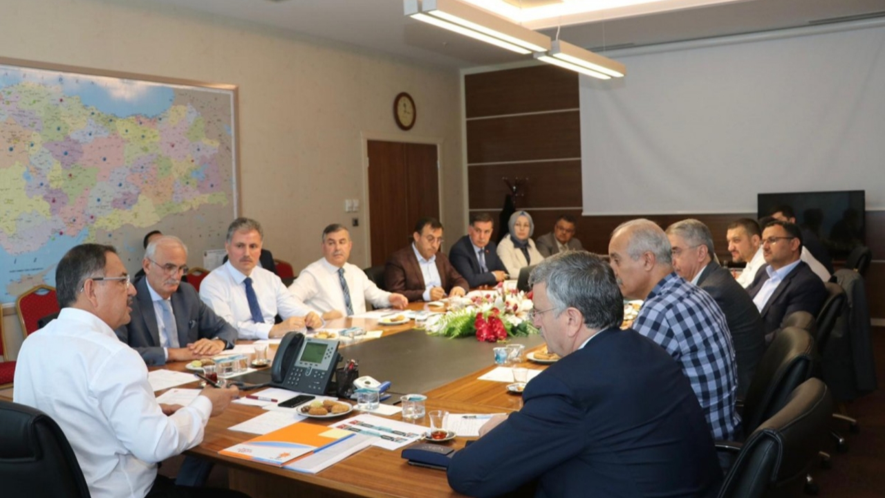 Samsun'da Yusuf Ziya Yılmaz: “Çok çalışmak boynumuzun borcu”