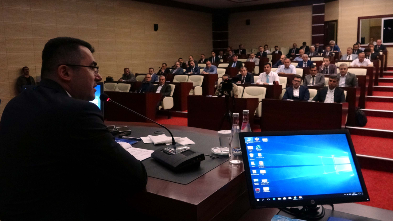 Erzurum'da Vali Okay Memiş'ten bürokratlara tersine mobbing uyarısı