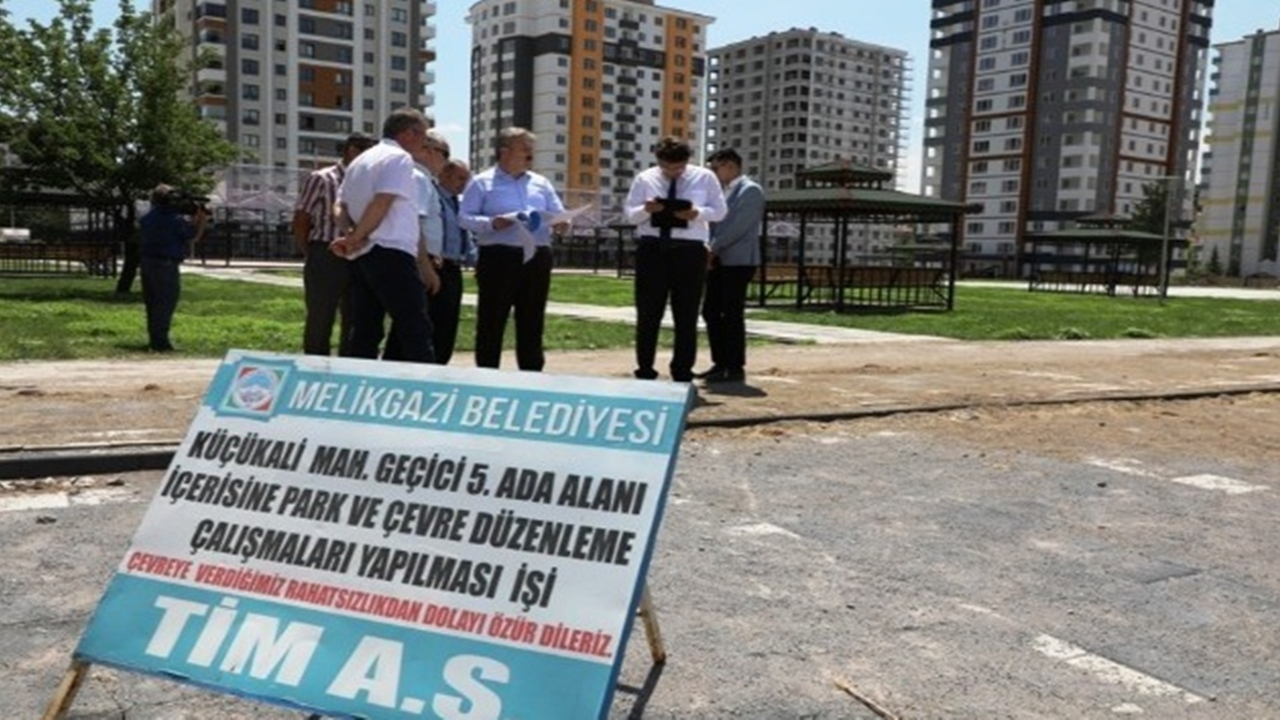 Kayseri'de Başkan Mustafa Palancıoğlu Kentsel Dönüşüm çalışmalarını inceledi