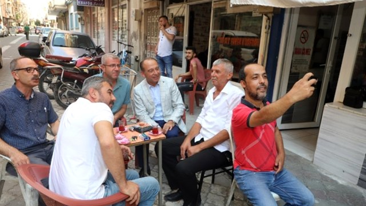 Manisa'da Başkan Çetin Akın Turgululu esnafla buluştu