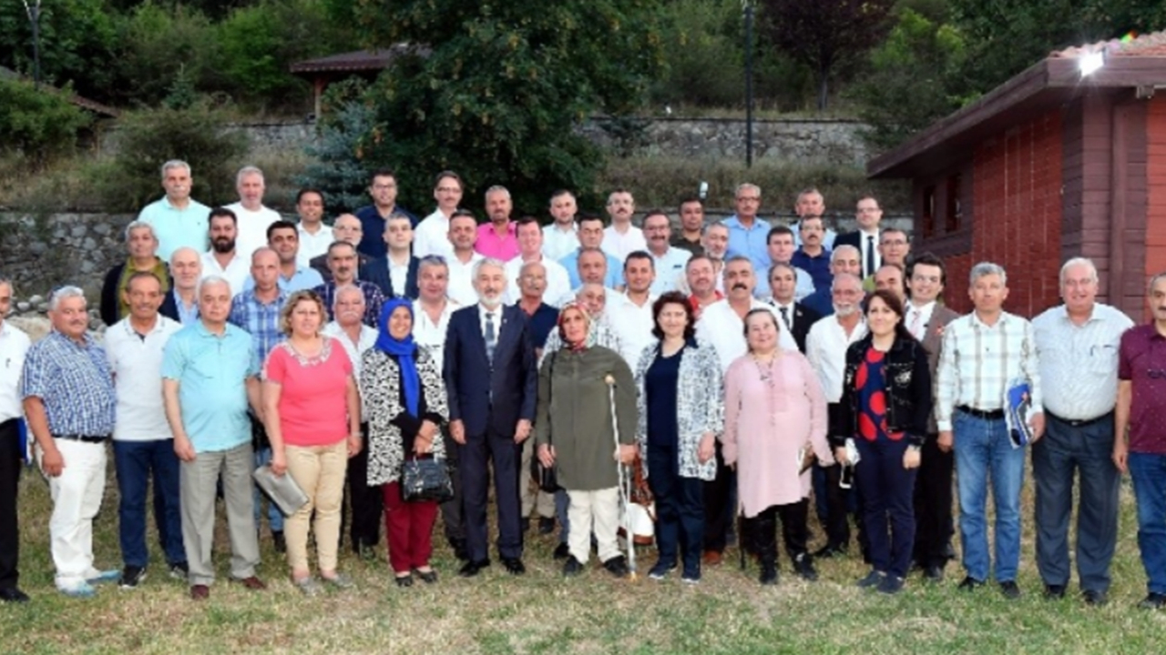 Isparta'da Başkan Şükrü Başdeğirmen 44 mahalle muhtarıyla toplantı yaptı