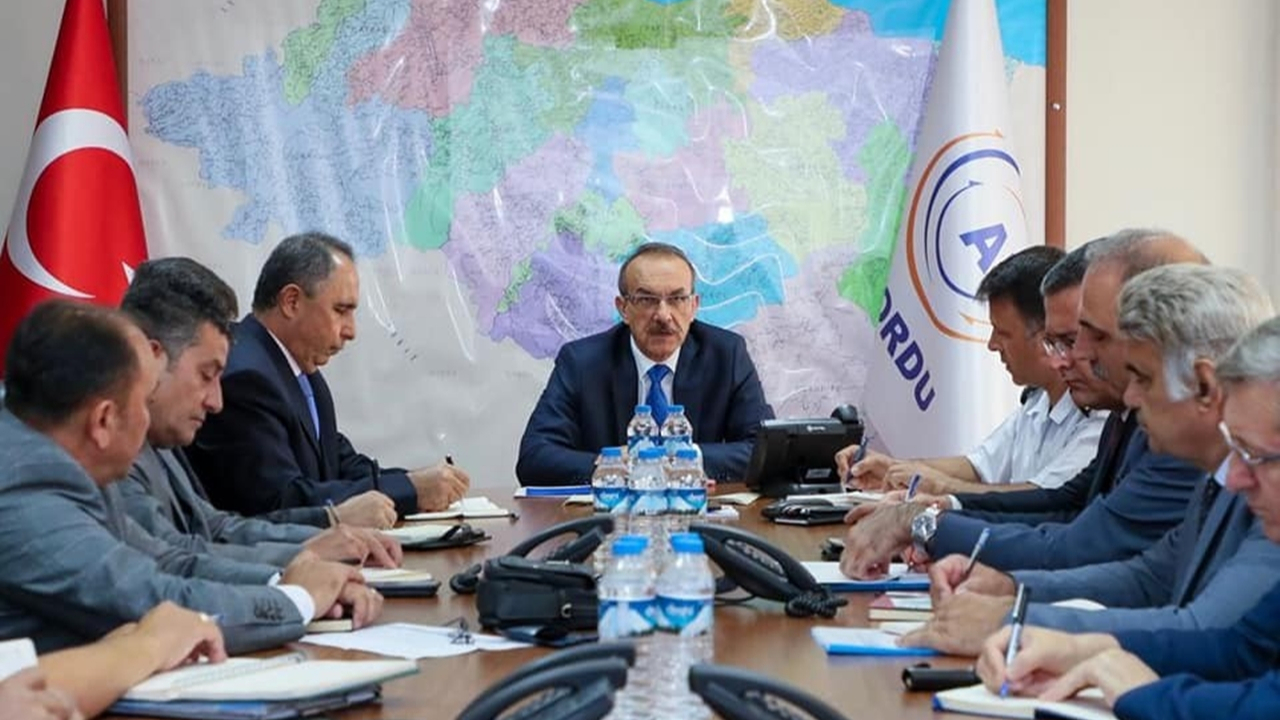 Ordu'da Vali Seddar Yavuz kriz masasını topladı