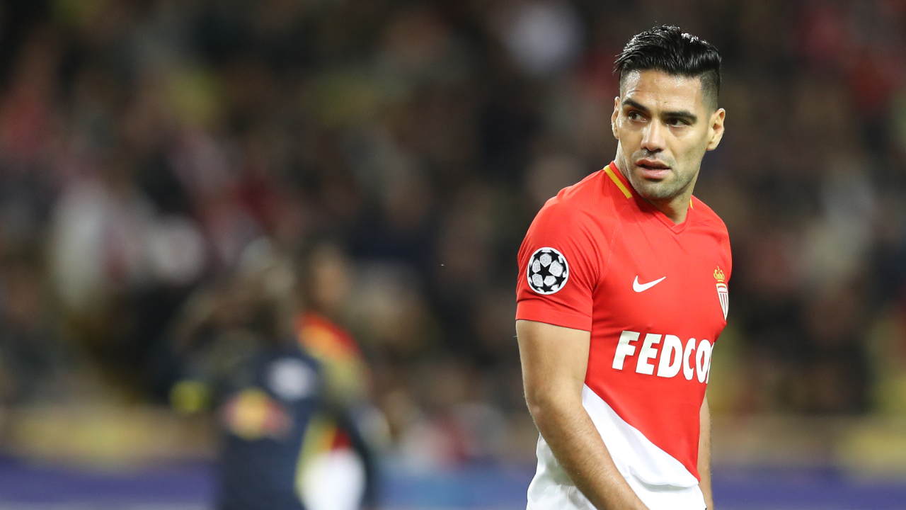 Radamel Falcao'dan iki kötü haber birden!