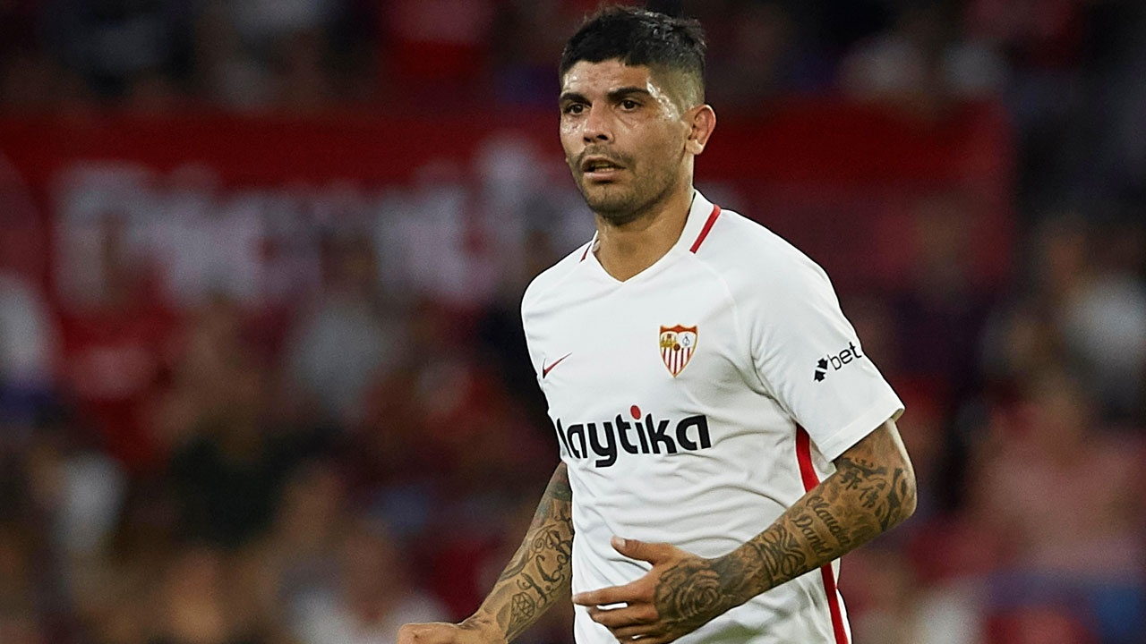 Banega yuhalandı!