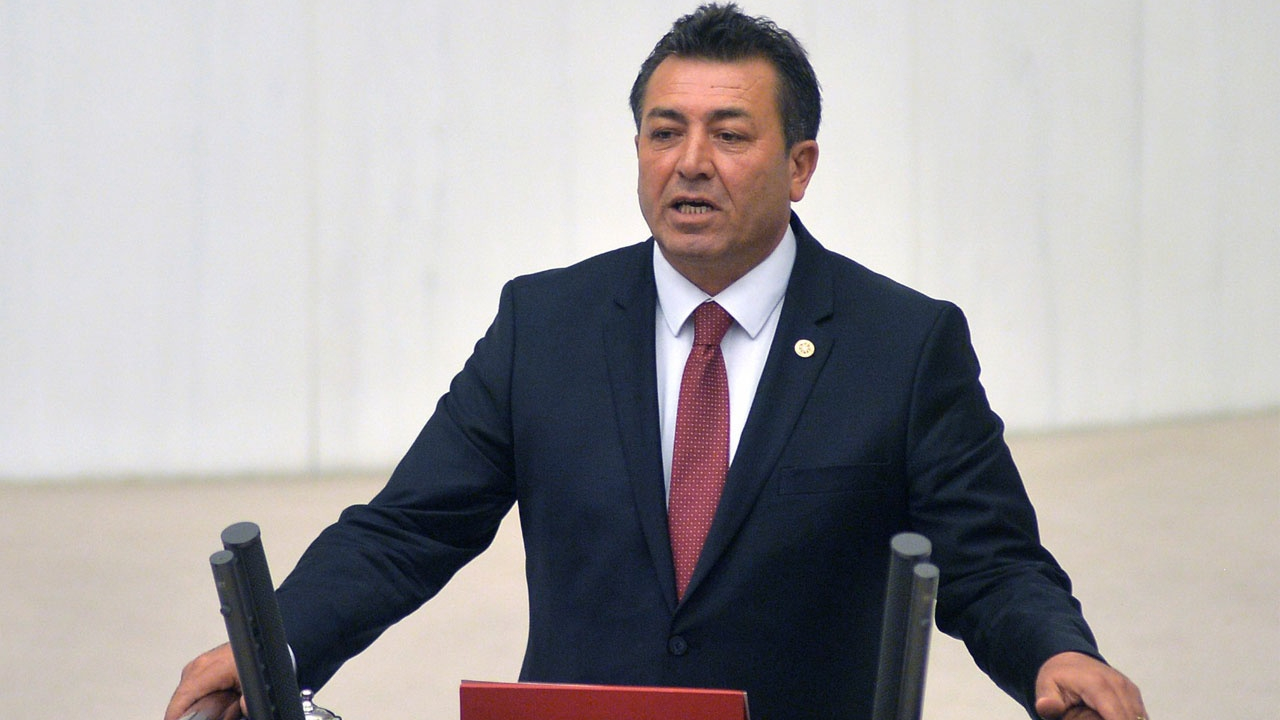 Liderinin batırdığı SGK'yı dolandırdı!