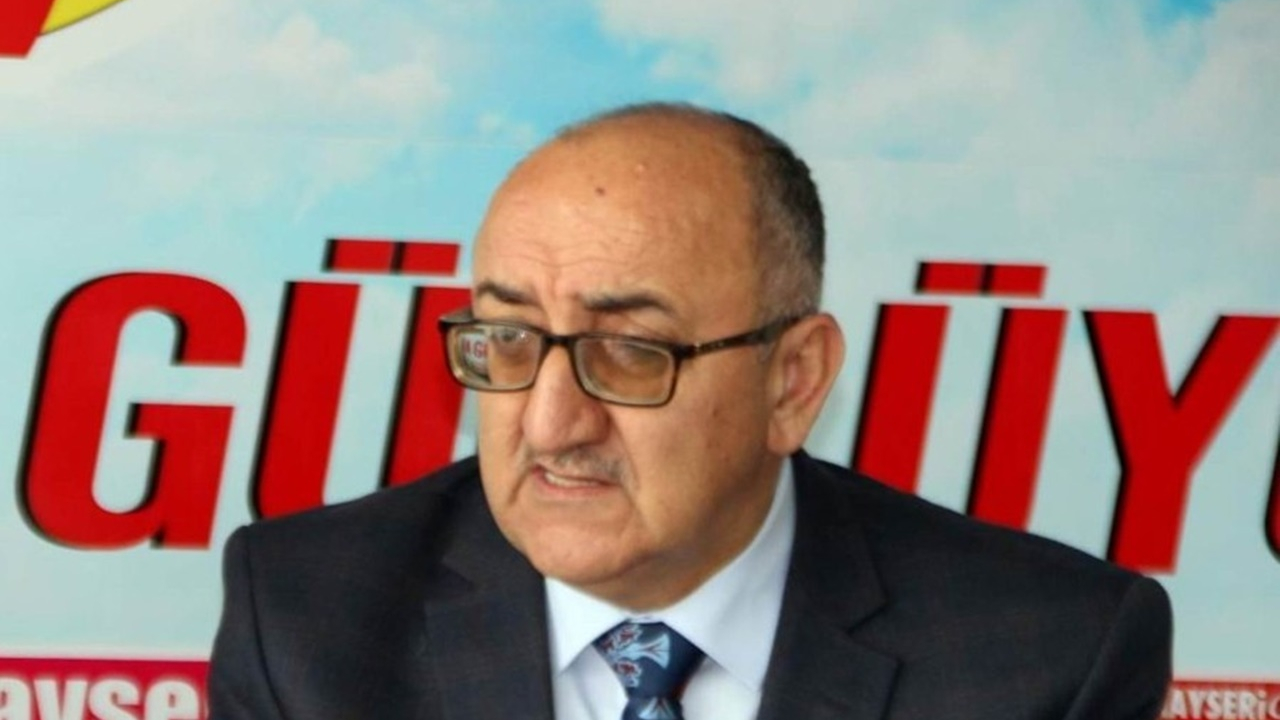 Kayseri'de KGC Başkanı Veli Altınkaya: "Sansürün kaldırılışını buruk kutluyoruz"