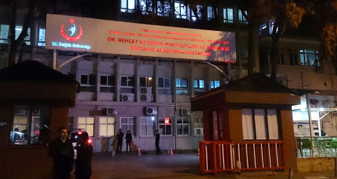 İzmir'deki iki hastanede 100'den fazla kişi yedikleri yemekten zehirlendi