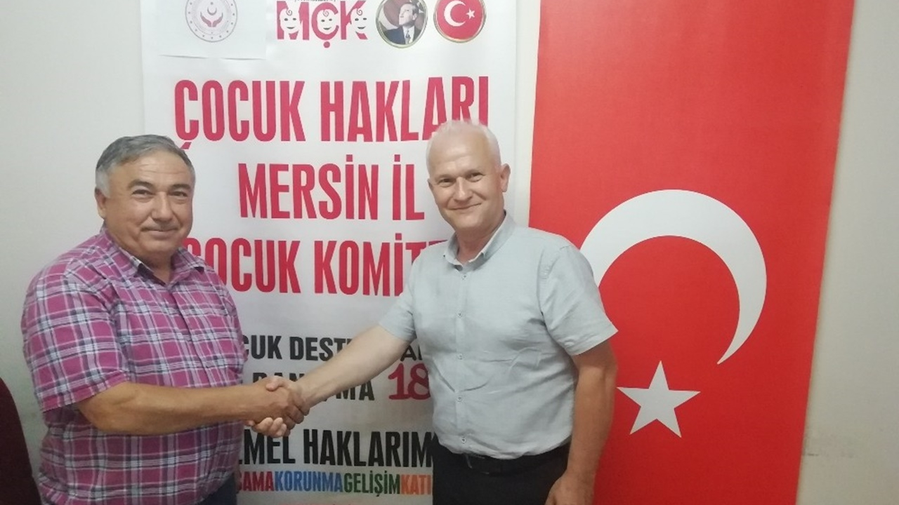 Mersin'de Doç. Dr. Osman Sirkeci: “Sokak ekonomisinin bir bölümünü çocuklar oluşturuyor”