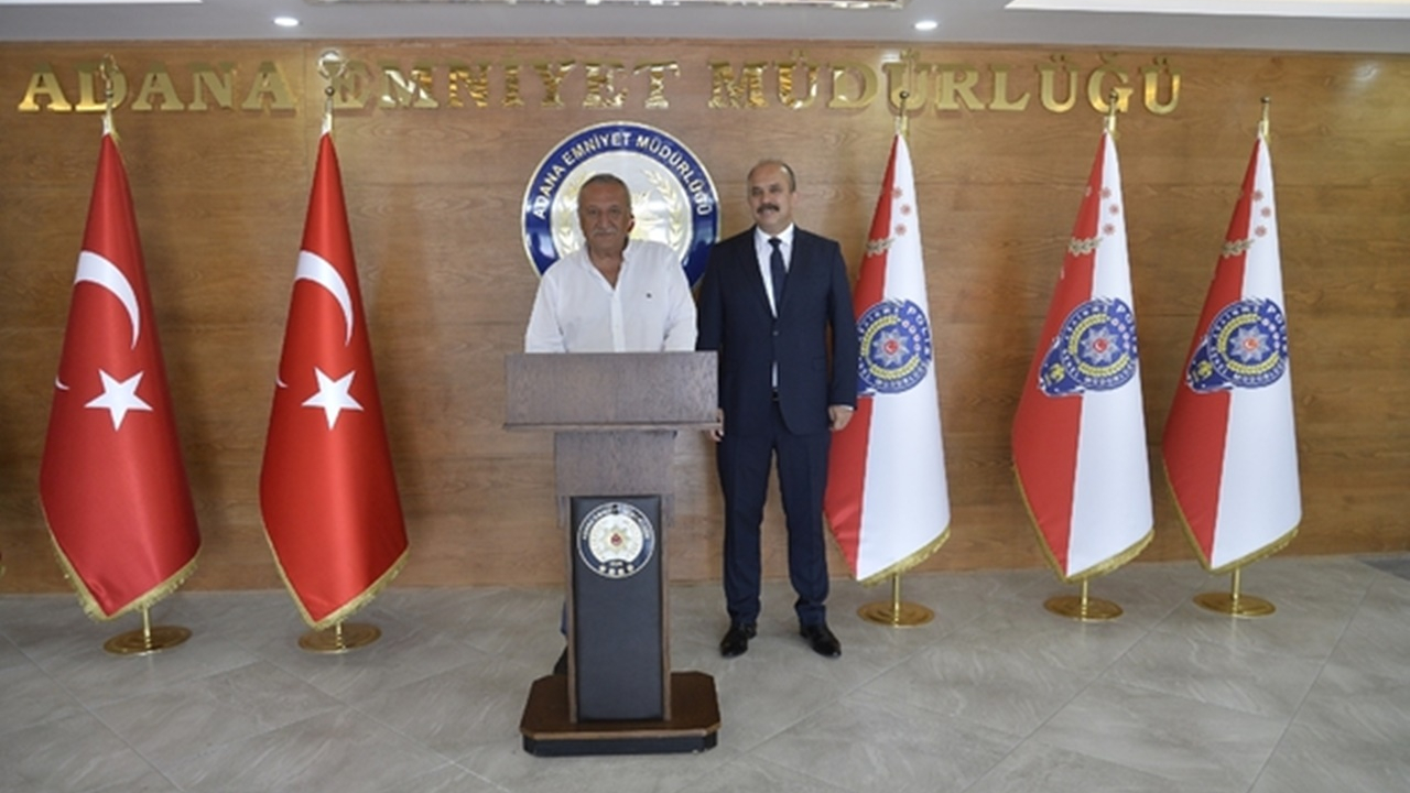 Adana'da Mehmet Ağar, Emniyet Müdürü Zafer Aktaş’ı ziyaret etti