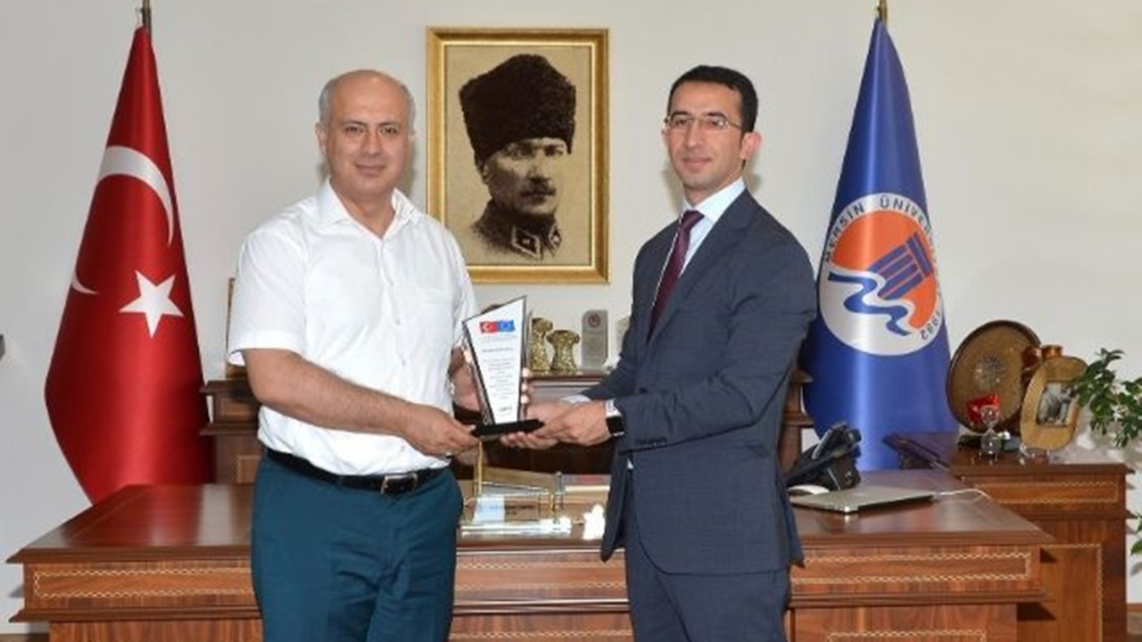 Mersin'de İbrahim Halil Timurtaş’tan Rektör Ahmet Çamsarı’ya ziyaret