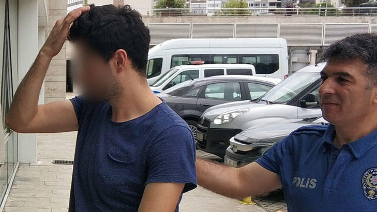 Genç kadına üst geçitte dehşeti yaşattı
