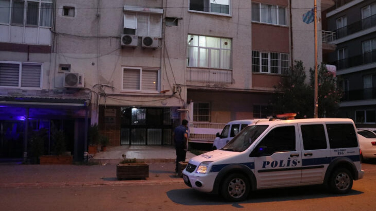 Annesini vurup motosikletine binip gitti!