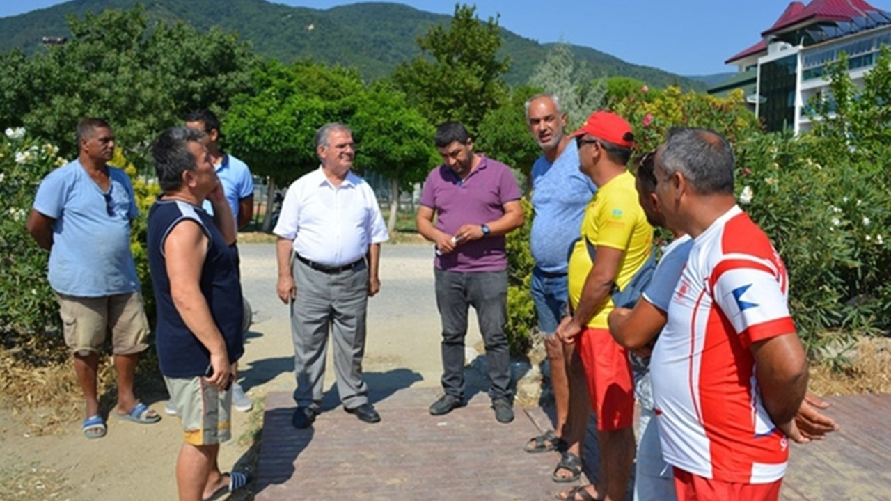 Balıkesir'de Kaymakam Ekrem Çalık, Ocaklar’da incelemelerde bulundu