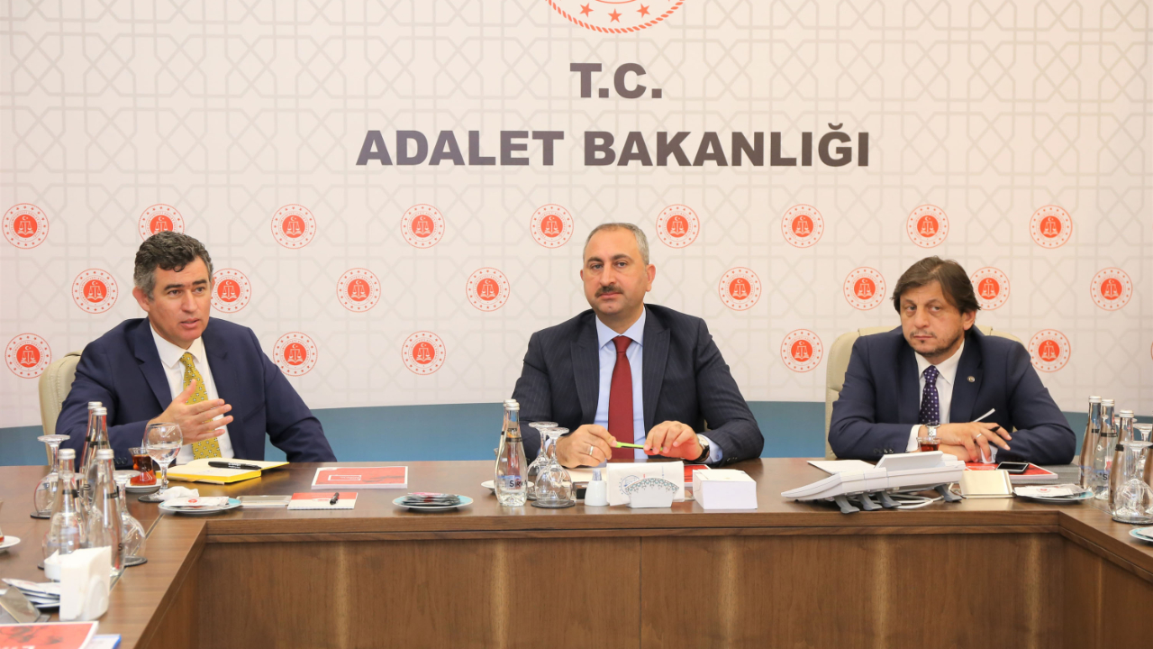 Ankara'da TBB Başkanı Metin Feyzioğlu: Yargı Reformu paketi genişletilecek