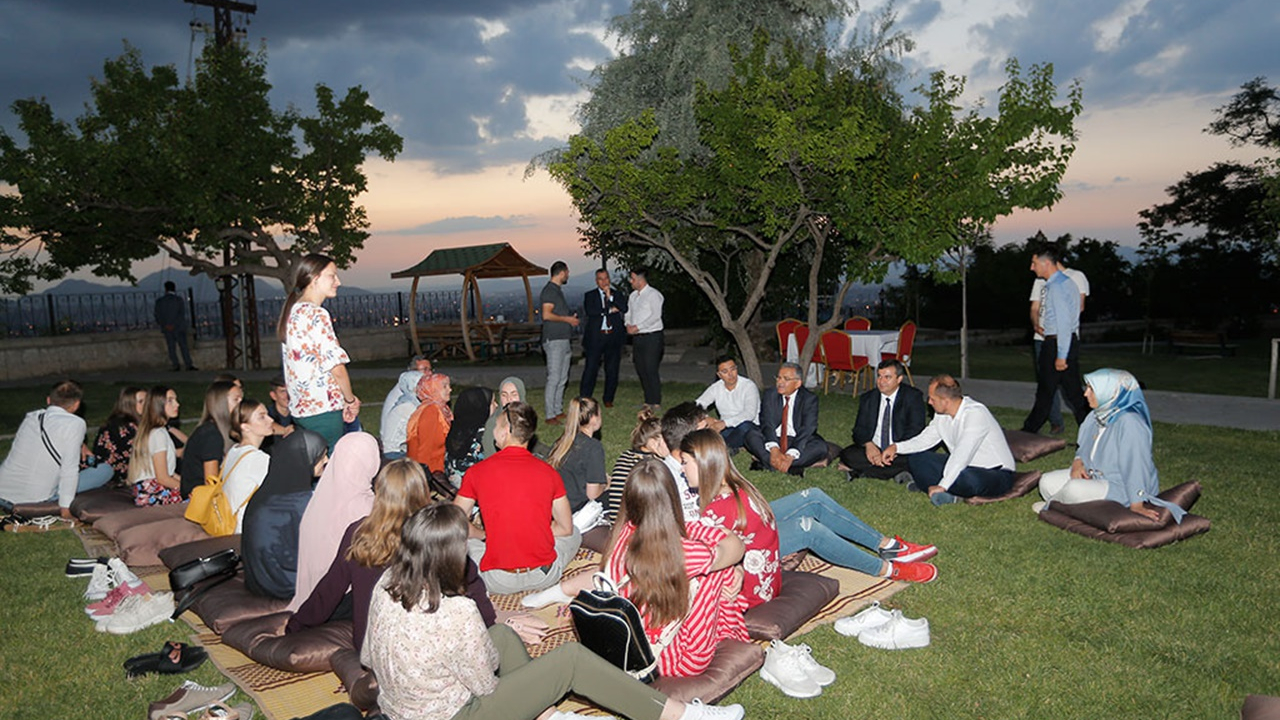 Kayseri'de Başkan Memduh Büyükkılıç: "Bosna’yı kendimizden ayrı görmüyoruz"