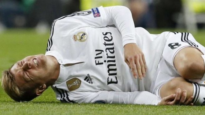 Real Madrid'e şok! Toni Kroos'un ayağı kırıldı!