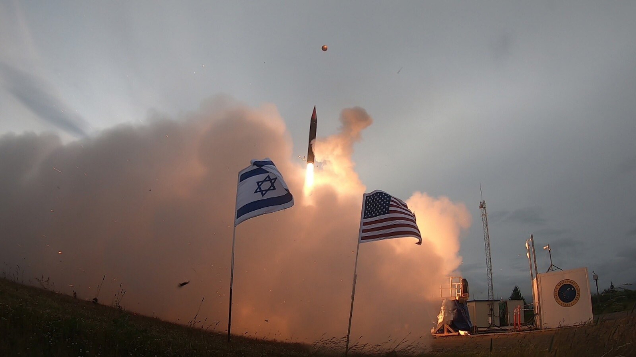 İsrail Arrow 3 füzesavar sistemini denedi...