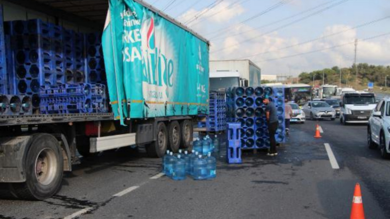 TEM'de kaza: Trafik durma noktasına geldi!