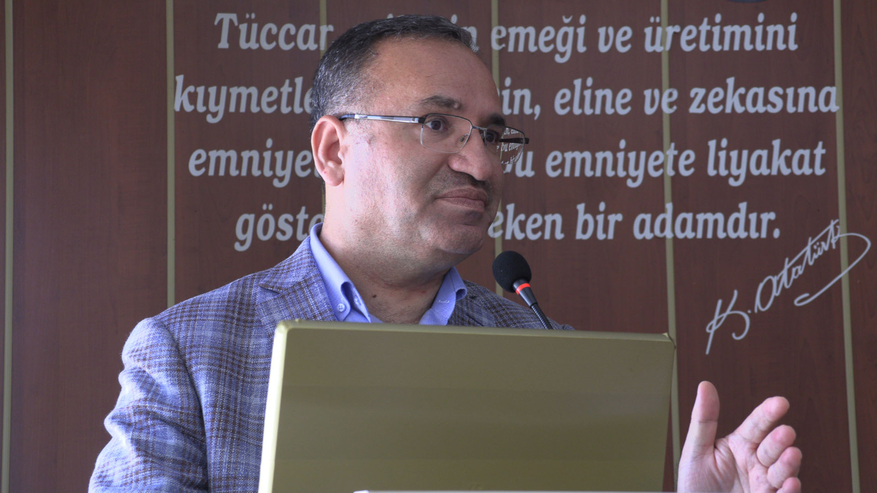 Yozgat'ta Bekir Bozdağ: Ankara- Sivas YHT Projesi, coğrafi nedenlerle uzadı