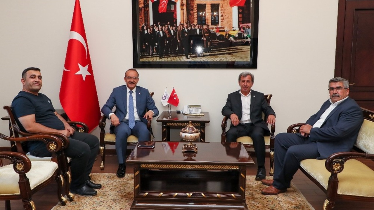 Eskişehir Günyüzü Belediye Başkanı Menderes Durgut’dan Ordu Valisi Yavuz’a ziyaret