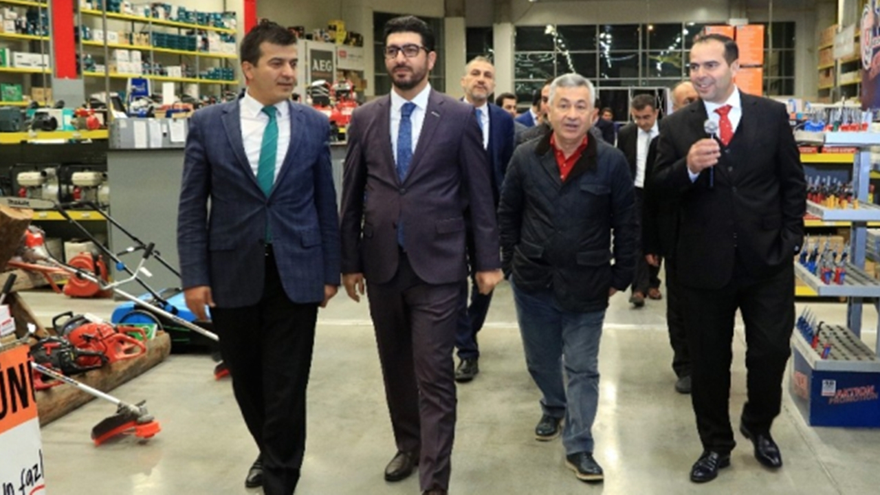 Adana'da Burhan Kavak: "Adana en fazla ‘yatırım’ kelimesiyle anılacak"