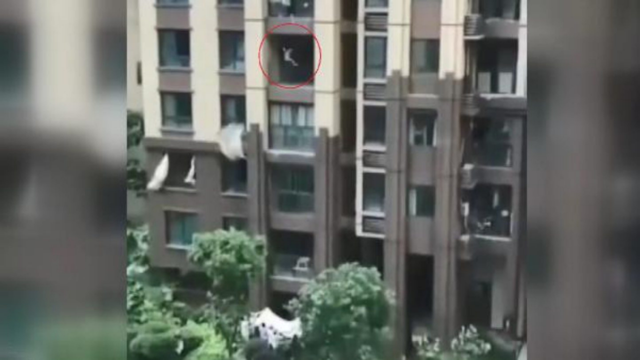 6. kattan düşen çocuk böyle kurtarıldı!
