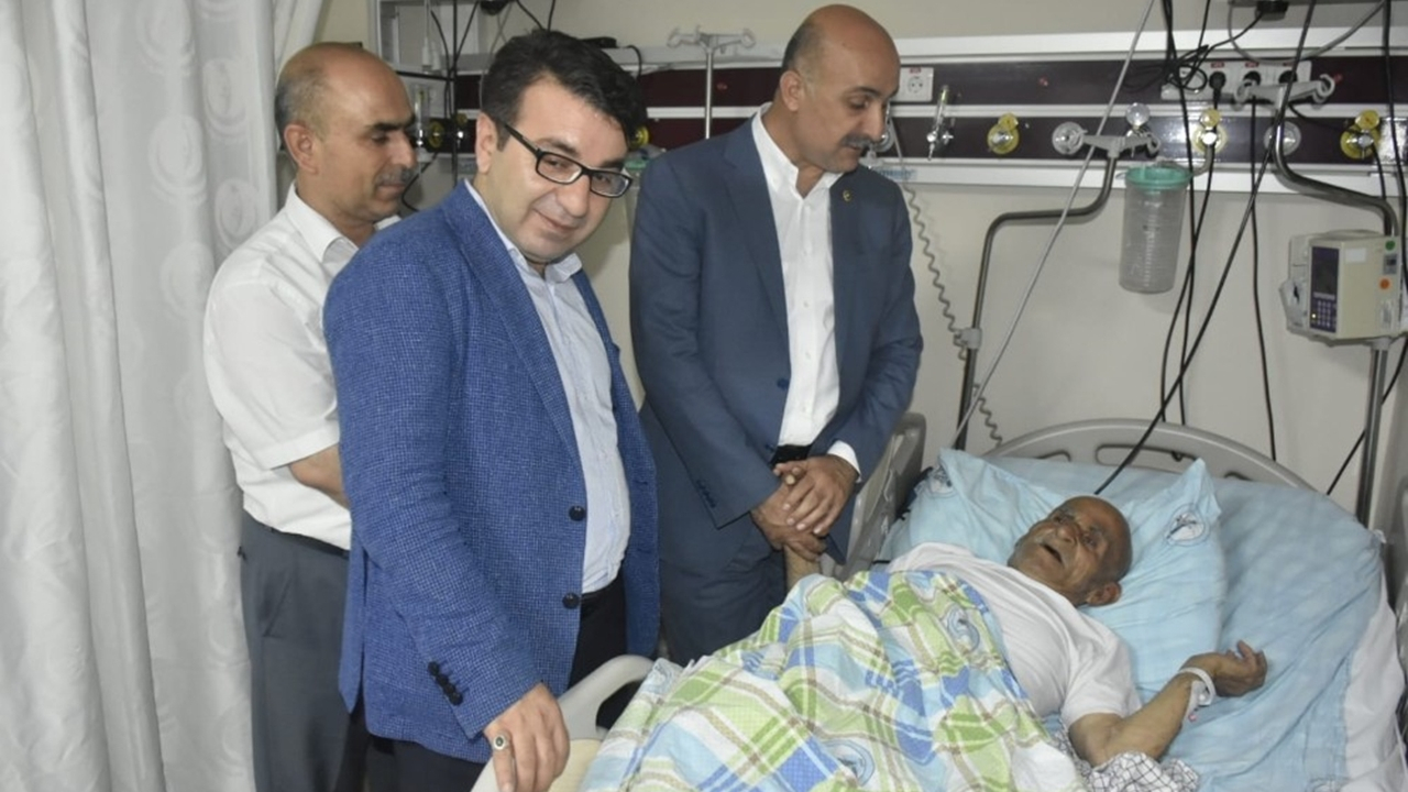 Batman'da AK parti İl Başkanı Akif Gür’den hasta ziyareti
