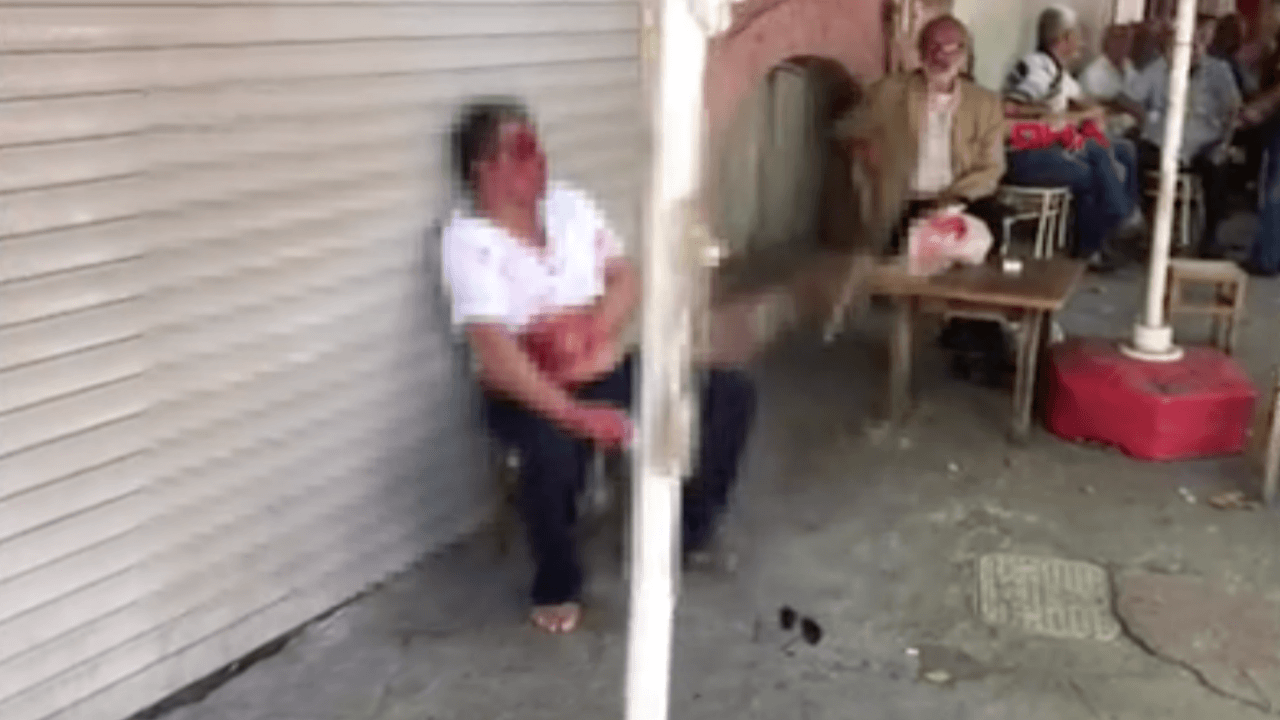 Çocuğu taciz ettiği gerekçesiyle bıçaklandı!