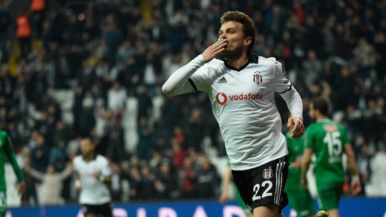 Beşiktaş'ta Adem Ljajic endişesi!