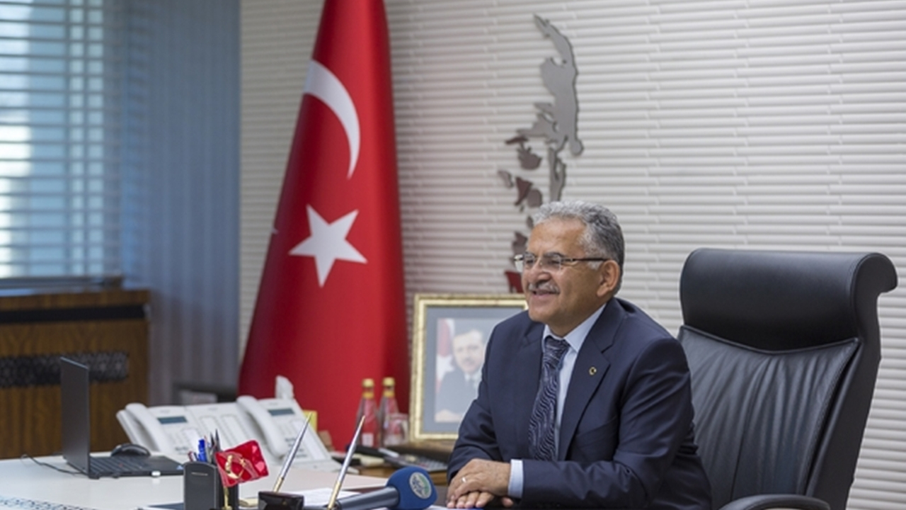 Kayseri'de Başkan Memduh Büyükkılıç’tan Kayserispor’a destek