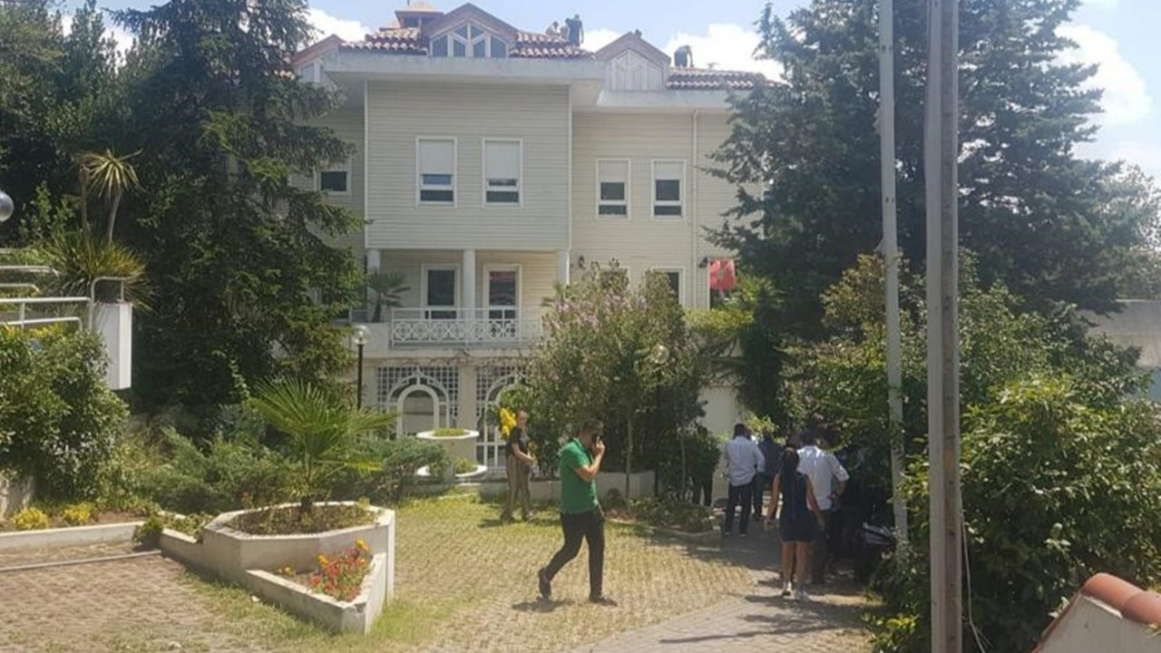 Beşiktaş'taki konsoloslukta korkutan yangın!