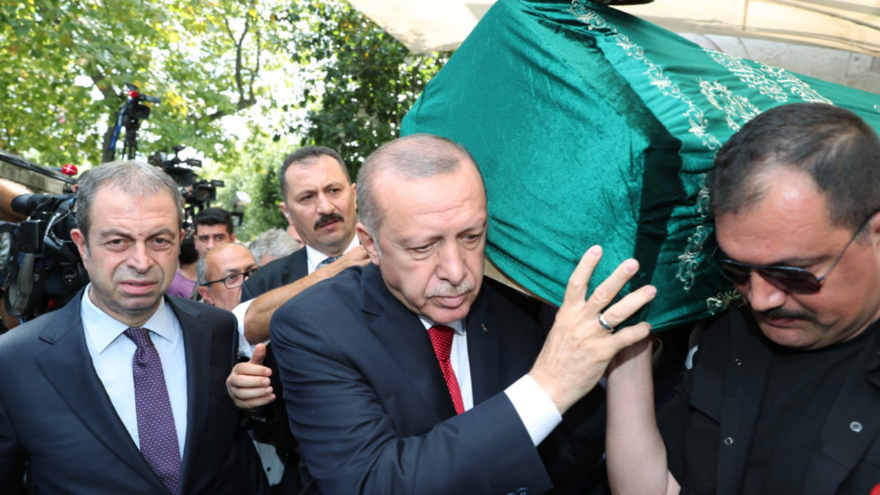 Prof. Dr. Emin Işık, son yolculuğuna uğurlandı