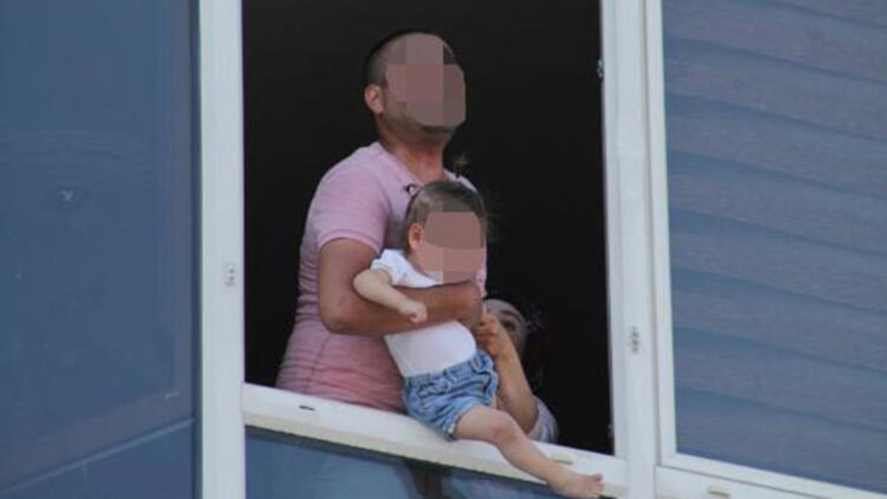 Akılalmaz görüntü! Eşi gözyaşlarıyla izledi