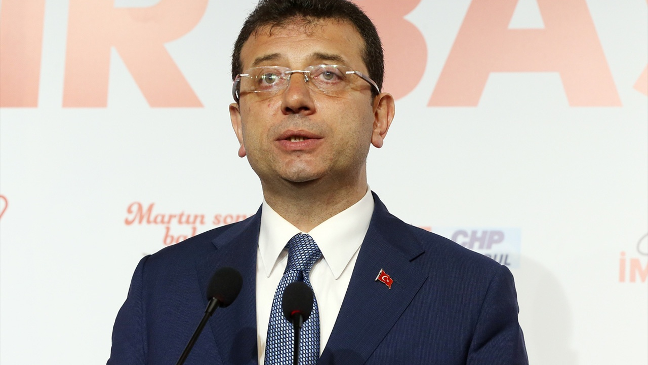 1 milyon tebrik kartını yeniden basıldığı iddia edildi!