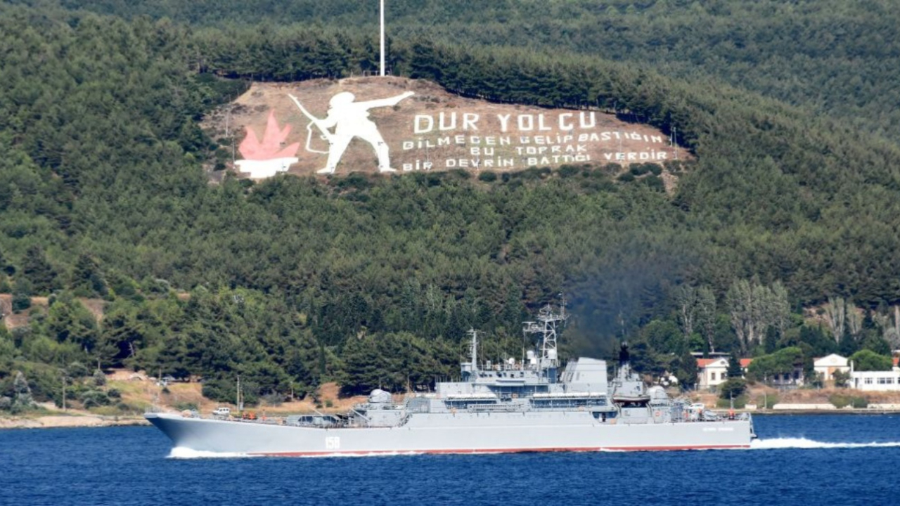 Rus savaş gemisi Akdeniz’e iniyor!