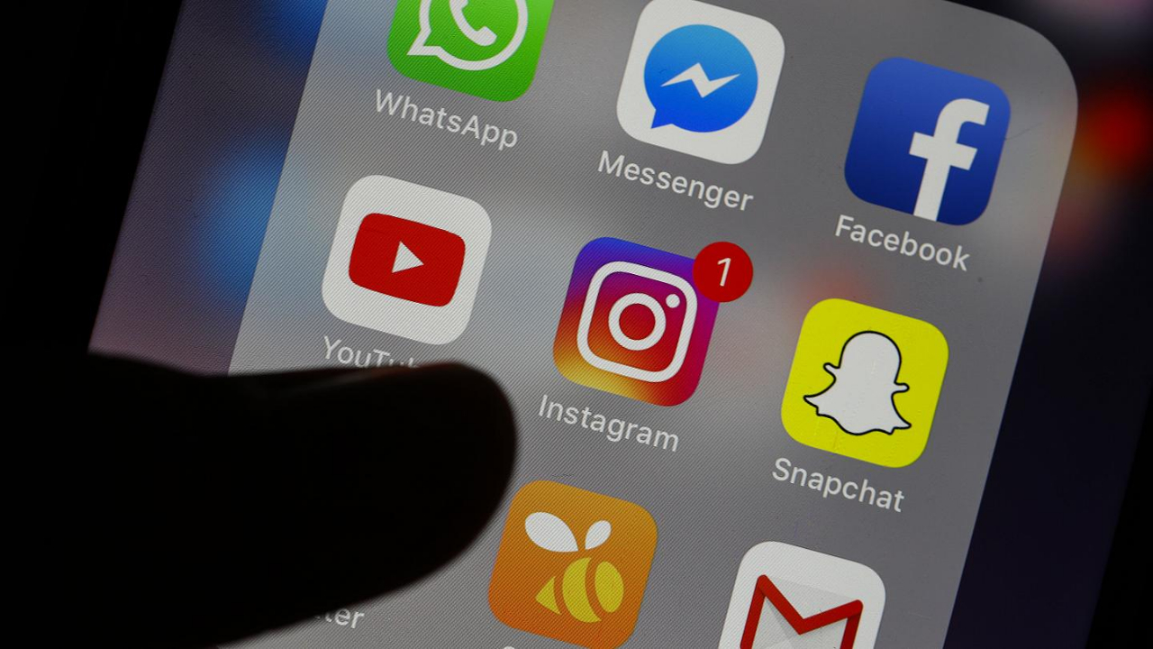 Instagram ve WhatsApp'ın adı değişiyor!