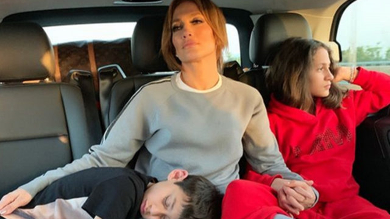 Jennifer Lopez'den Hindistan cevizli Türkiye paylaşımı!
