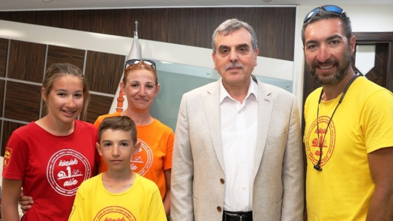 Şanlıurfa'da Zeynel Abidin Beyazgül  bisiklet tutkunlarını ağırladı